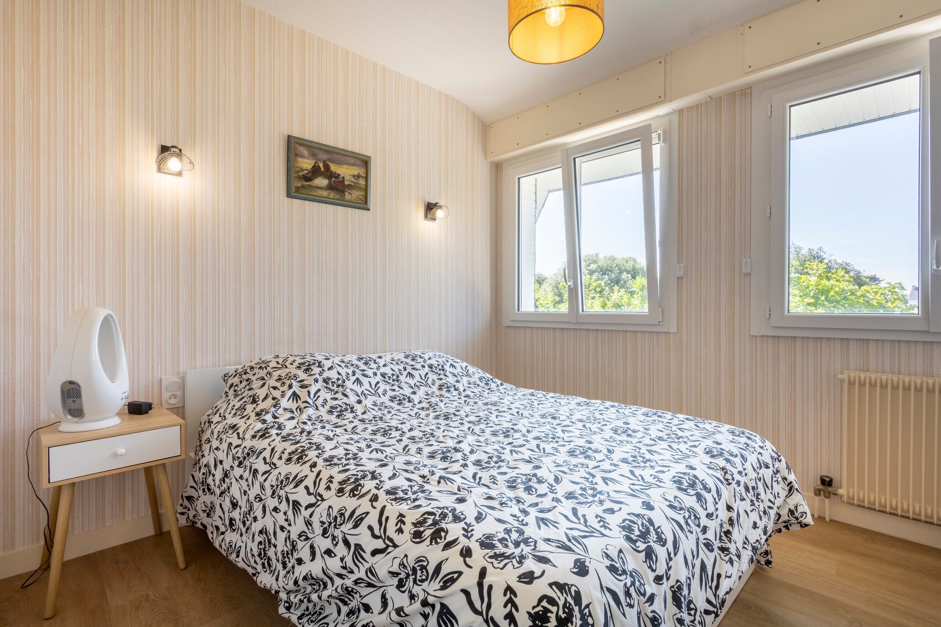 4 Schlafzimmer, Bügeleisen/Bügelbrett, kostenloses WLAN