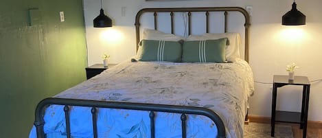 2 chambres, bureau, Wi-Fi gratuit, draps fournis