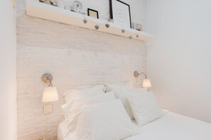 1 chambre, fer et planche à repasser, Wi-Fi gratuit, draps fournis