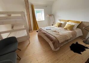2 Schlafzimmer, Bügeleisen/Bügelbrett, kostenloses WLAN, Bettwäsche