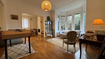 Rumah | Ruang keluarga | Perapian