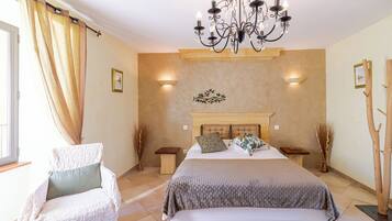 1 chambre, Wi-Fi gratuit, draps fournis