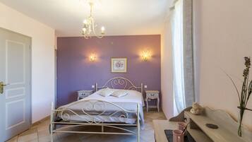 1 camera, Wi-Fi gratuito, lenzuola