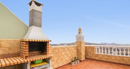 Holiday Home 'El Atico' with Sea Views, Private Terrace and Wi-Fi