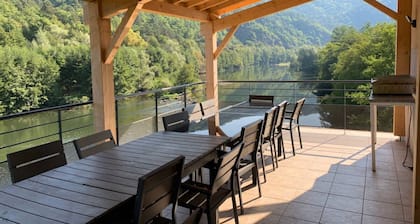 Country House 'Moulin De La Ribeyre' with Mountain View, Private Terrace and Wi-Fi