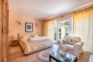 4 habitaciones, tabla de planchar con plancha y wifi gratis