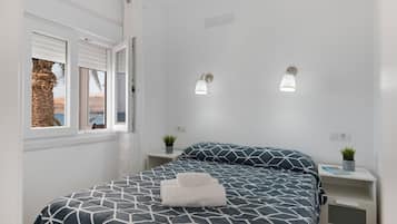 4 dormitorios, tabla de planchar con plancha, wifi gratis y ropa de cama