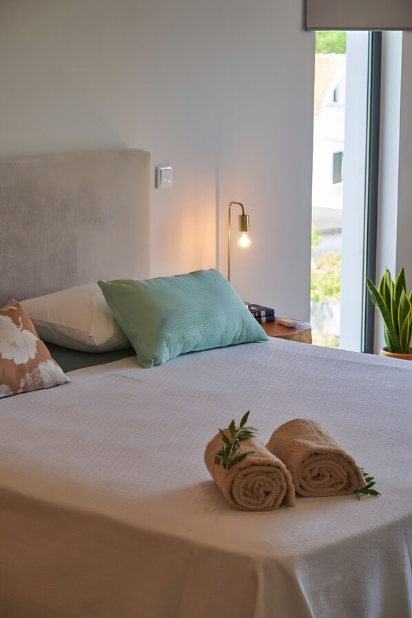 2 bedrooms, free WiFi, bed sheets