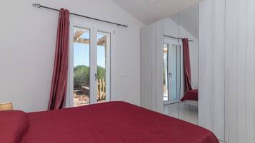 2 Schlafzimmer, Bügeleisen/Bügelbrett, Bettwäsche