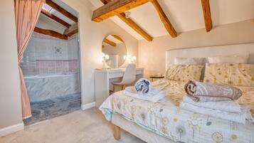 4 habitaciones, tabla de planchar con plancha y wifi gratis