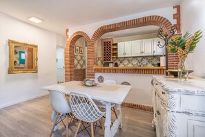 Dining - Holiday Home 'Adelfas' with Sea View, Wi-Fi and Air Conditioning (Granada)
