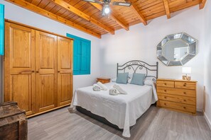 2 sovrum, strykjärn/strykbräda, gratis wi-fi och sängkläder