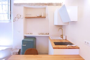 Réfrigérateur, plaque de cuisson