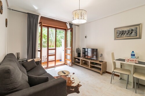 'La Ribera' Apartment with Mountain Views, Shared Pool and Wi-Fi