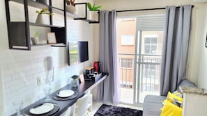 Standard Apartment, Lanai | Living area