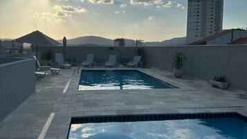 Piscina externa