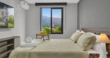 Deluxe volcano views APT next to Las Ramblas