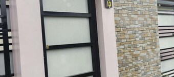 Charming 2-bedroom bungalow with WiFi, AC in awesome General Santos City