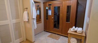 5BR Pool, Sauna & Game Room,Near UCR