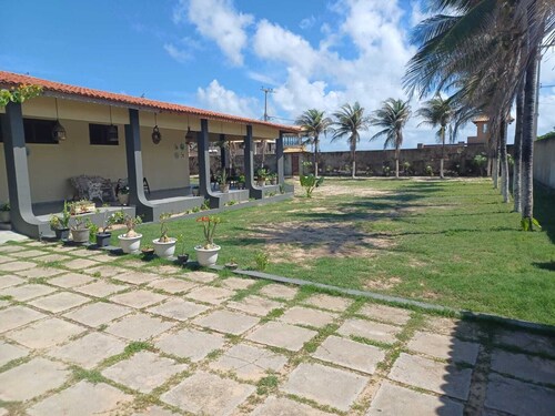 Spacious 4-bedroom house in amazing Caponga with WiFi