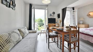 1 dormitorio, tabla de planchar con plancha, wifi gratis