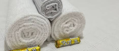 Doccia, asciugacapelli, bidet, asciugamani