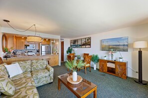 1 bedroom, Internet - Kaanapali Shores 826 (Lahaina)