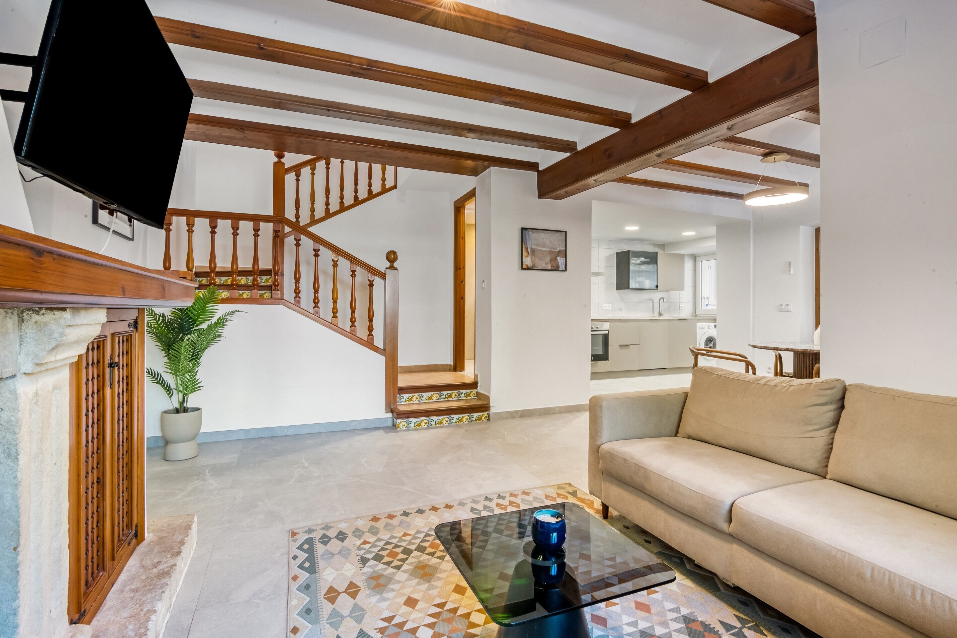 Télévision, cheminée