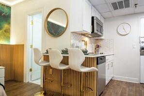 Microwave, stovetop, dishwasher