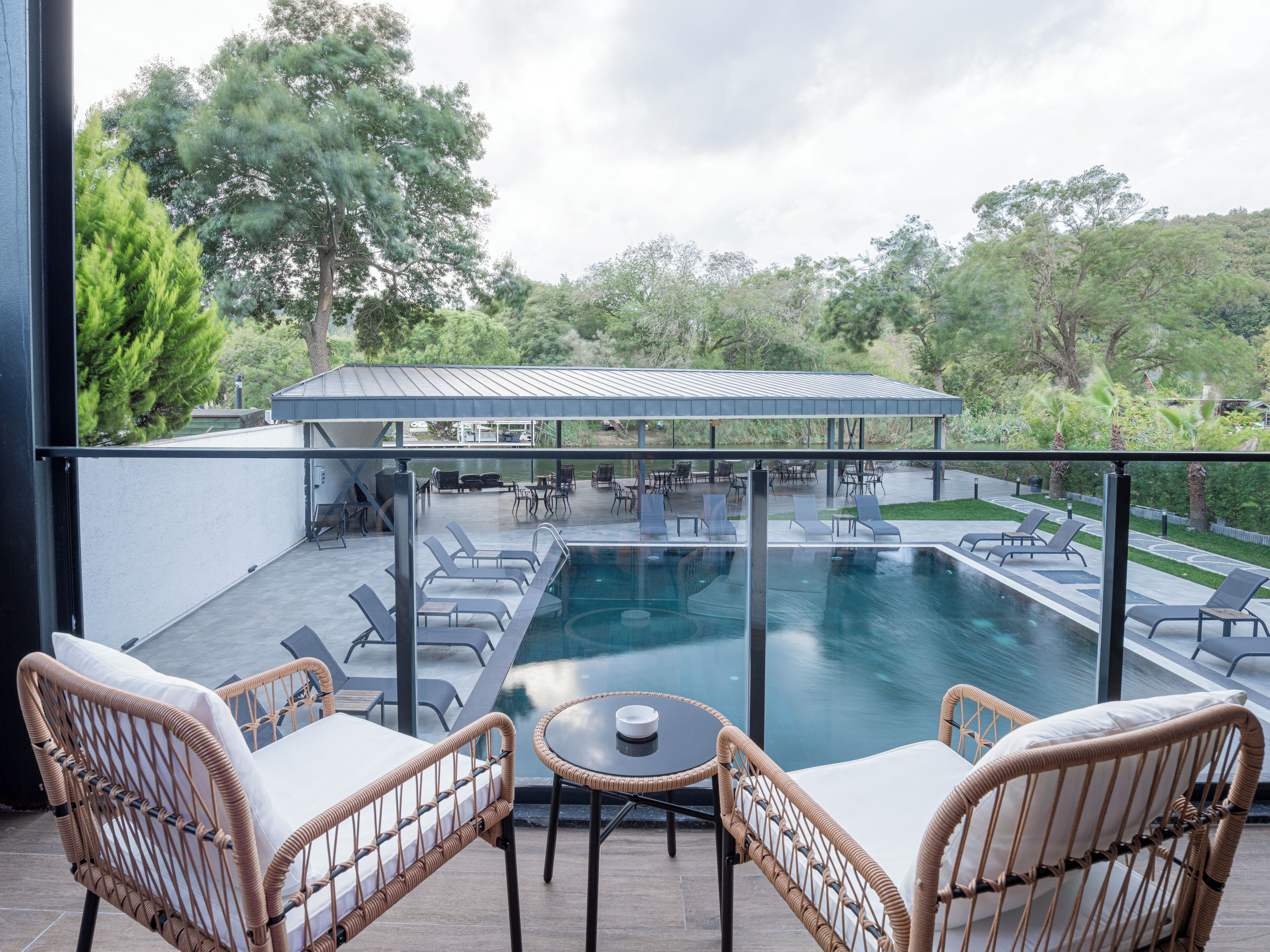 Deluxe Suite, Balcony, Lake View | Lake view