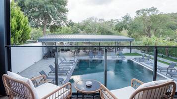 Minibar, Zimmersafe, laptopgeeigneter Arbeitsplatz, kostenloses WLAN