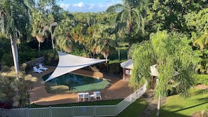 Pool - Tropical views from spacious, comfortable, well appointed apartment (Palm Cove)