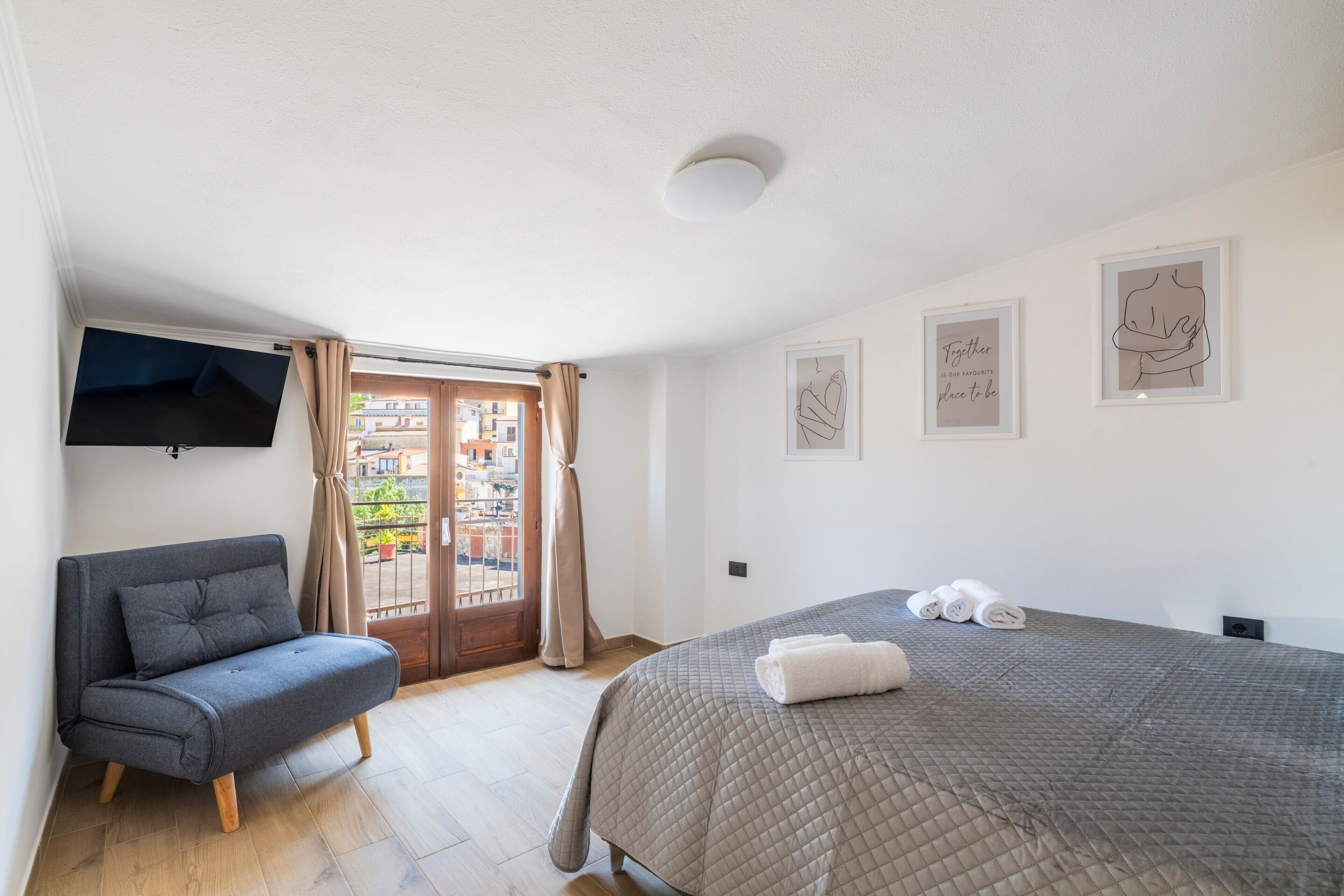 1 bedroom, free WiFi, bed sheets