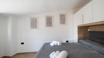1 camera, Wi-Fi gratuito, lenzuola