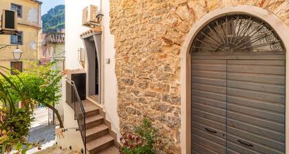 Apartment 'Il Filo Azzurro 3' with Sea View, Wi-Fi and Air Conditioning
