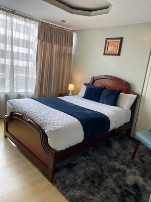 Standard Room, City View | Free WiFi, bed sheets - Hotel del mall (Ambato)