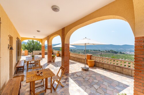 Country House 'Sol' with Mountain View, Shared Pool and Wi-Fi