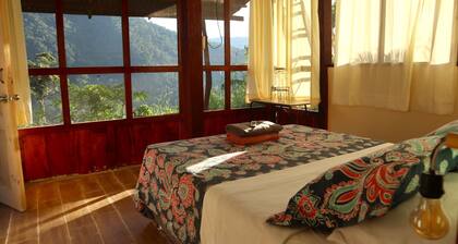  Personalized Amazon escape: 律♀️yoga, hikes, chocolate & healing