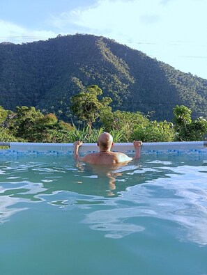 Pool - 🌿 Personalized Amazon escape: 🧘‍♀️yoga, 🌄hikes, 🍫chocolate & 💚healing (Shapaja)