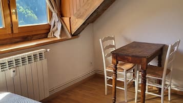 4 bedrooms, free WiFi