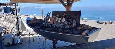 Una spiaggia nelle vicinanze