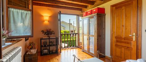2 habitaciones, tabla de planchar con plancha y wifi gratis