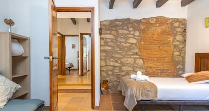 Country House 'Can Janet' with Mountain View, Private Pool and Wi-Fi