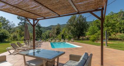Country House 'Can Janet' with Mountain View, Private Pool and Wi-Fi