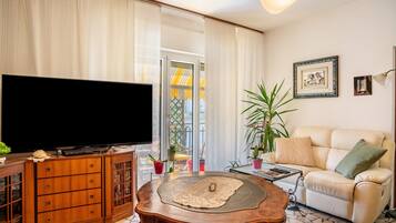 TV, DVD player, stereo