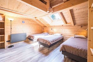 4 habitaciones, tabla de planchar con plancha y wifi gratis 