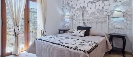 3 bedrooms, bed sheets