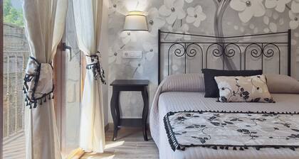 Holiday Home 'Lago De Sanabria' with Mountain View, Private Garden and Balcony