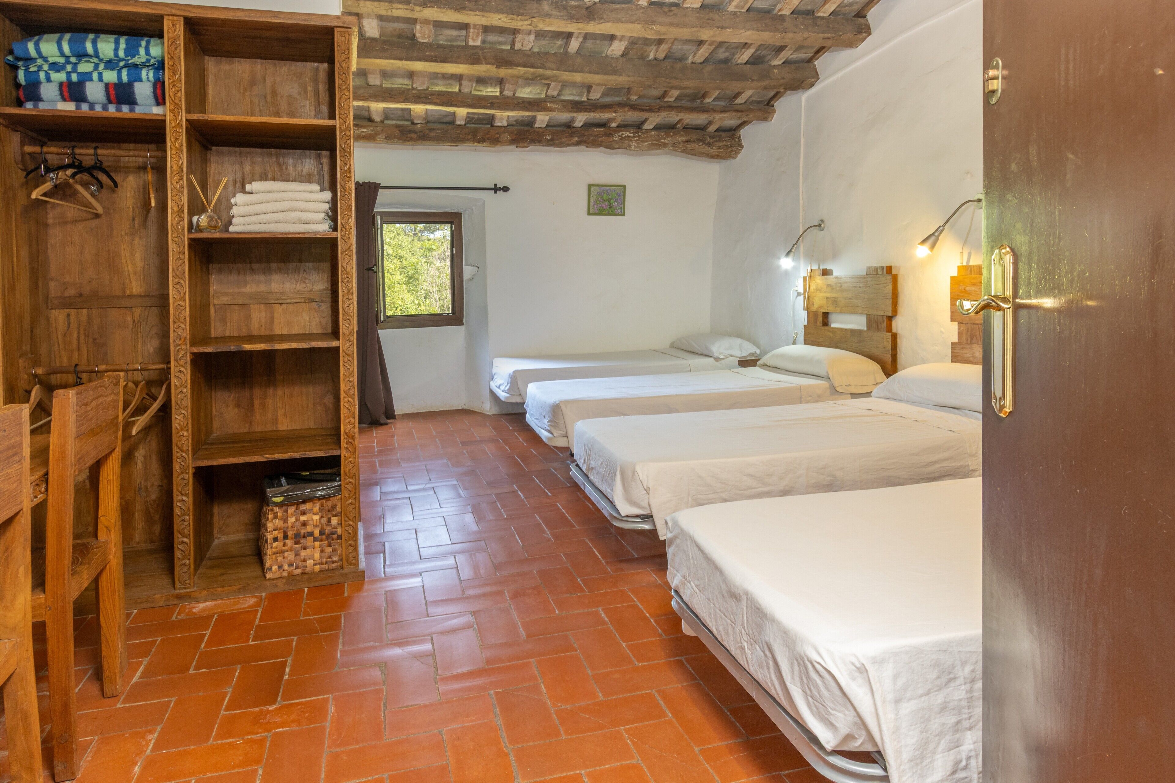 7 sovrum, strykjärn/strykbräda, gratis wi-fi och sängkläder