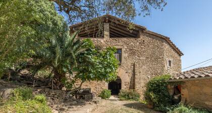 Cottage 'Can Ribes' with Outdoor Pool, Garden and Terrace